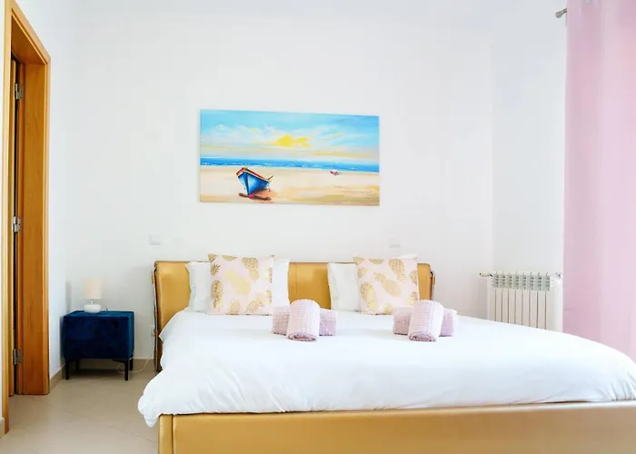 The Lazy Sunbathers, Del Rei, óbidos, B11 *