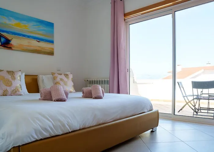 The Lazy Sunbathers, Del Rei, óbidos, B11